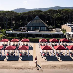 Cala Beach Resort